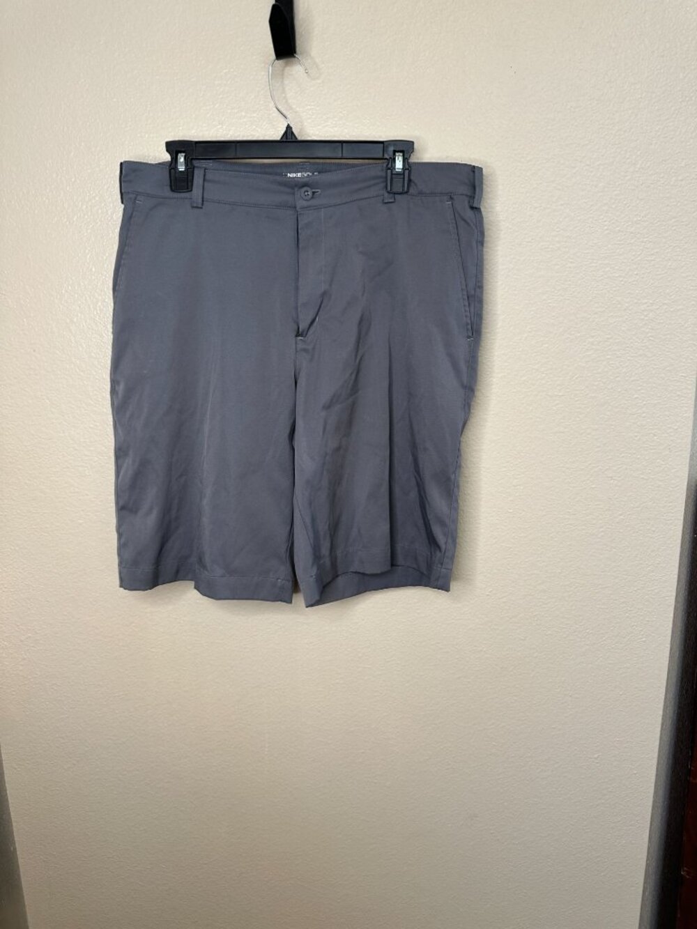 Nike Golf Mens Dri-Fit Gray Athletic Shorts 34 Lightweight Comfortable Design